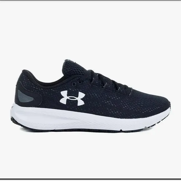 NWT Under Armour Women's Black Running Shoes
