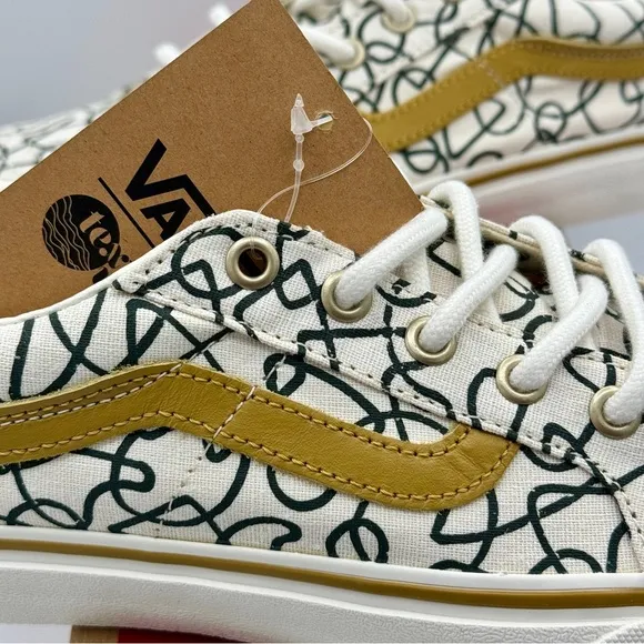 NWT Vans Sk8 Low Reissue Sneakers Textured Waves / Marshmallow Shoes Skate NEW​