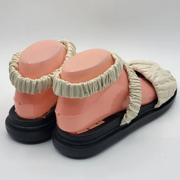 NWT!!Sam Edelman Cream and Black Women's Sandals SIZE 8. #1409