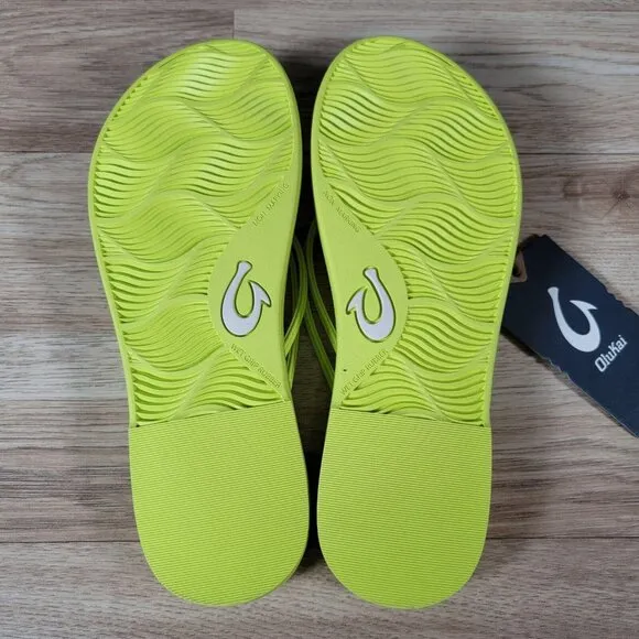 OluKai AKA Sandals Womens Size 9 Citron Beach Slippers Flip Flops 20509-6B6B