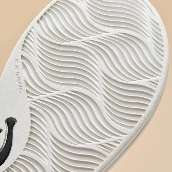 OluKai | ‘Aka Sandals