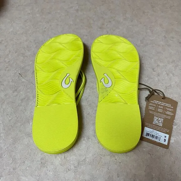 OluKai 'Aka Women’s Sandals Slippers Flip-Flops Citron Size 9 NEW Beach Comfort