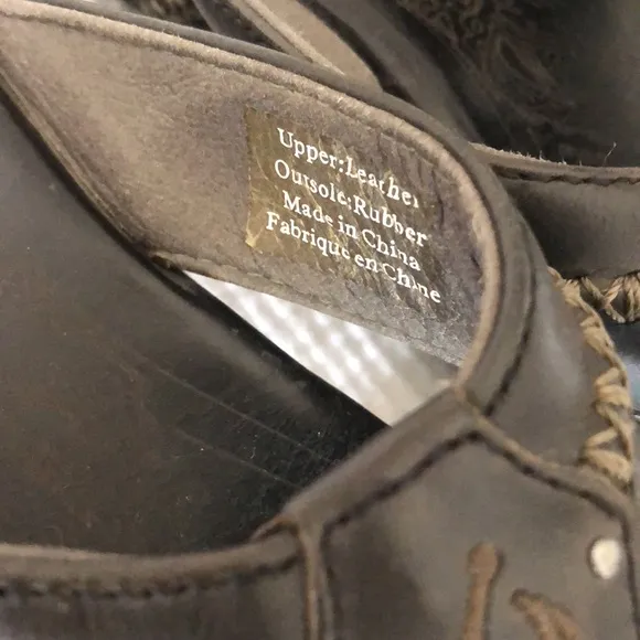 OluKai Mea Ola Men’s Black Leather Sandals