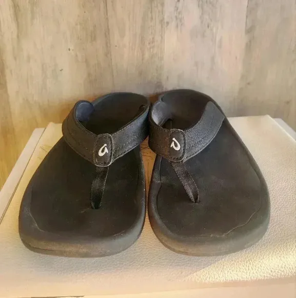Olukai ‘Ohana Women’s Water-Friendly Sandals in Black Size 9