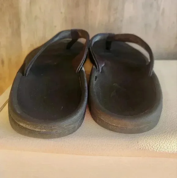 Olukai ‘Ohana Women’s Water-Friendly Sandals in Black Size 9