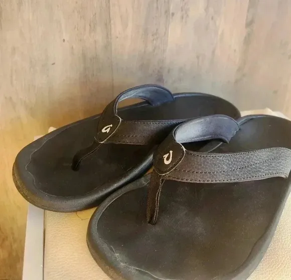 Olukai ‘Ohana Women’s Water-Friendly Sandals in Black Size 9