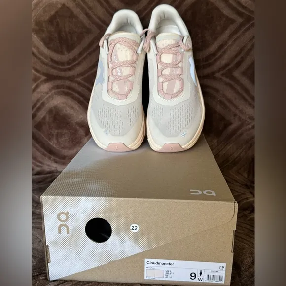 On Cloud Monster Women’s sz  9.5 &amp; 9.0 Cream Running Shoes NIB