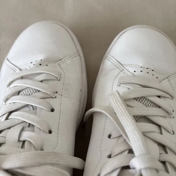 On the Roger Advantage Women's Size 7.5 White/Rosehip Running Shoes Walk Skate