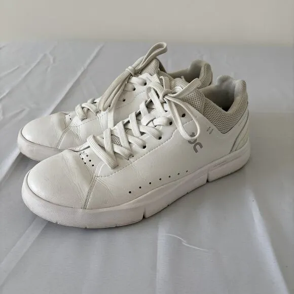 On the Roger Advantage Women's Size 7.5 White/Rosehip Running Shoes Walk Skate