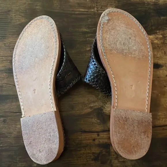 Palm Beach Sandals  Croc Dark Brown Leather flip-flops Size 7 / excellent