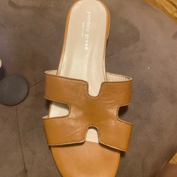 Patricia Green - Hallie flat sandals