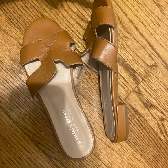 Patricia Green - Hallie flat sandals