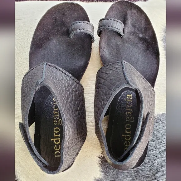 Pedro Garcia Black Textured Sandals Sz 36.5 Or 5.5
