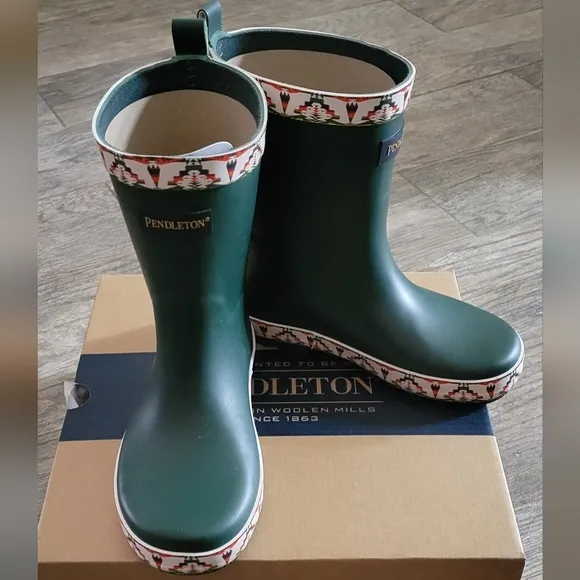 Pendleton TUCSON Mid Boot Outdoor Rain Boots Green Native American Inspired NIB