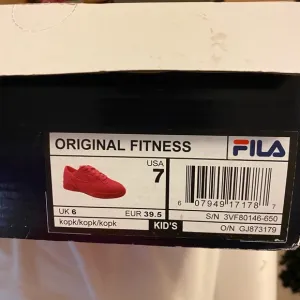 Pink Filas 💕 very nice condition.