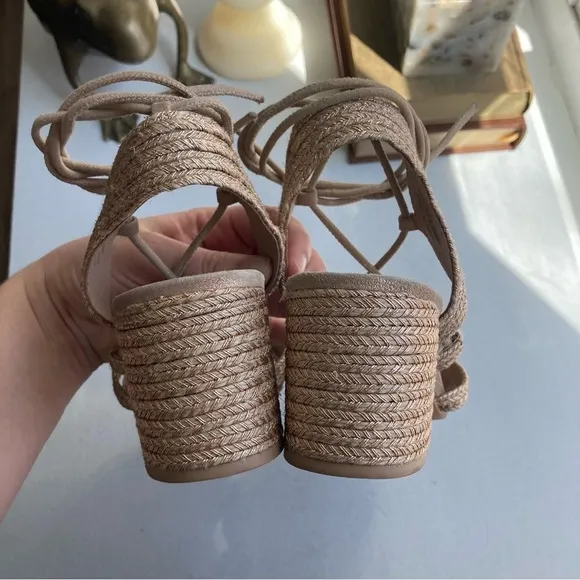 Pour La Victoire Sandals