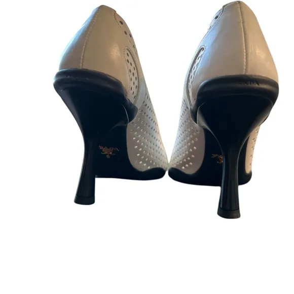 Prada White and Black EUC worn only once Box and extra heel caps set included
