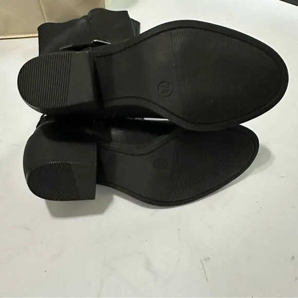 R2 Nova black boots - women’s size 7 1/2
