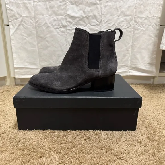 Rag &amp; Bone Gray Suede Chelsea Boots NIB 39 EU / 9 US