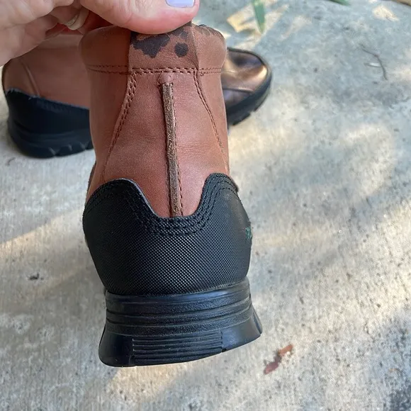 Ralph Lauren Polo Tyrek duck leather Boots brown tan strap across used nice 11.5
