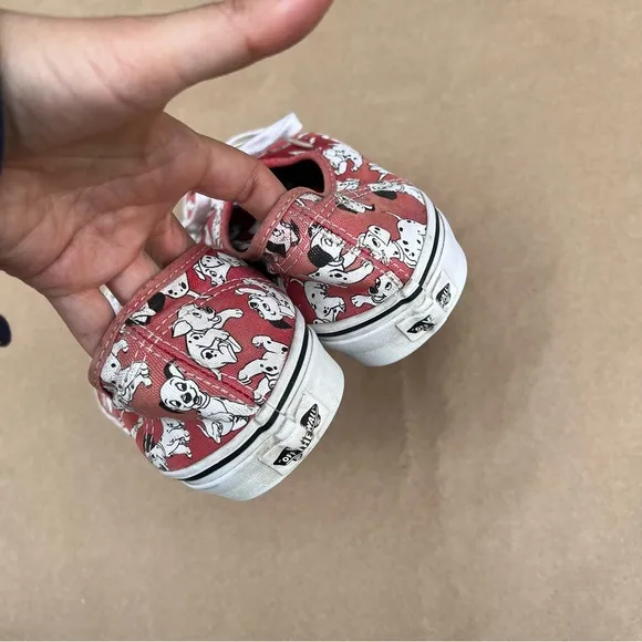 Rare Vans Disney 101 Dalmatians Skate Shoes Men's Size 10.5 Women's Size 12