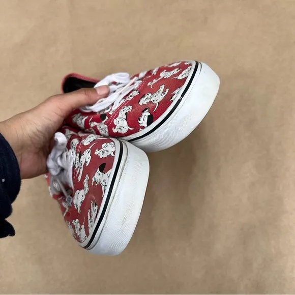 Rare Vans Disney 101 Dalmatians Skate Shoes Men's Size 10.5 Women's Size 12