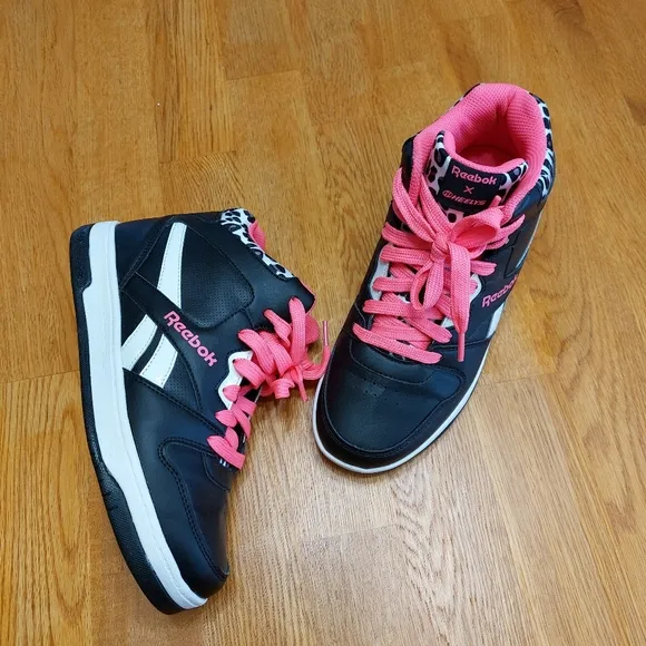 Reebok   HEELYS Youth Kids BB4500 Mid Top Wheels Skate Sneaker Shoes