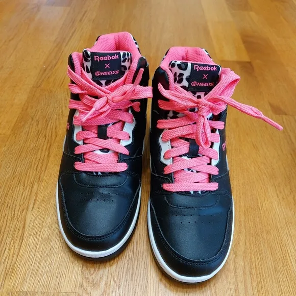 Reebok   HEELYS Youth Kids BB4500 Mid Top Wheels Skate Sneaker Shoes