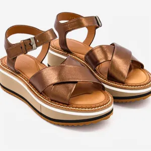 Robert Clergerie ‘Fara’ Sandals with Crossover Design in Bronze - New