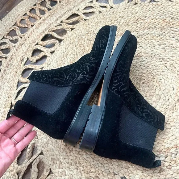 ROBERT GRAHAM  WOODMAN BOOTS   BLACK FLORAL SUEDE 9.5