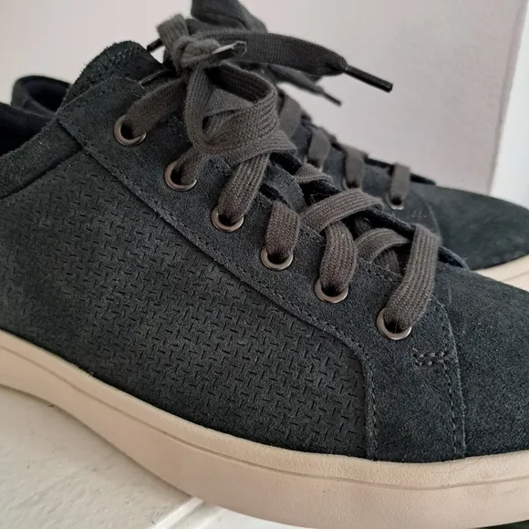 Rockport Men's Suede Lace Up Sneakers Navy Blue Comfort Shoes CG8465 Size 8M