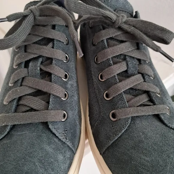 Rockport Men's Suede Lace Up Sneakers Navy Blue Comfort Shoes CG8465 Size 8M