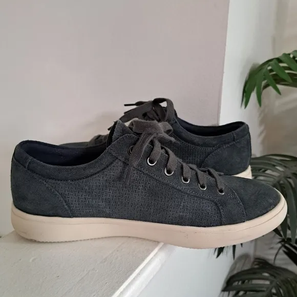 Rockport Men's Suede Lace Up Sneakers Navy Blue Comfort Shoes CG8465 Size 8M