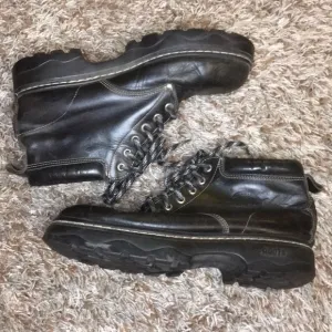 Roots Tuff genuine leather work boots