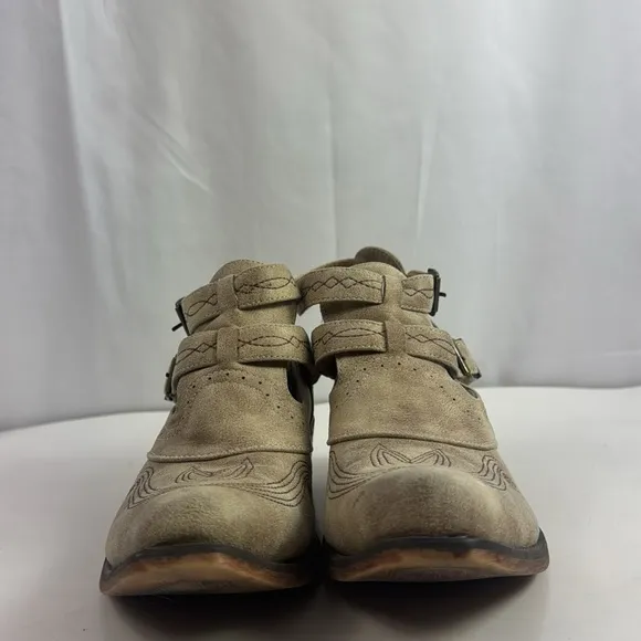 Roper Willa Fashion Beige Buckle Snip Toe Women's Ankle Boots
