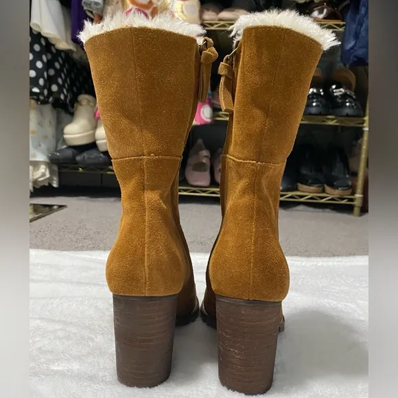 SAKS FIFTH AVENUE BOOTS 6M
