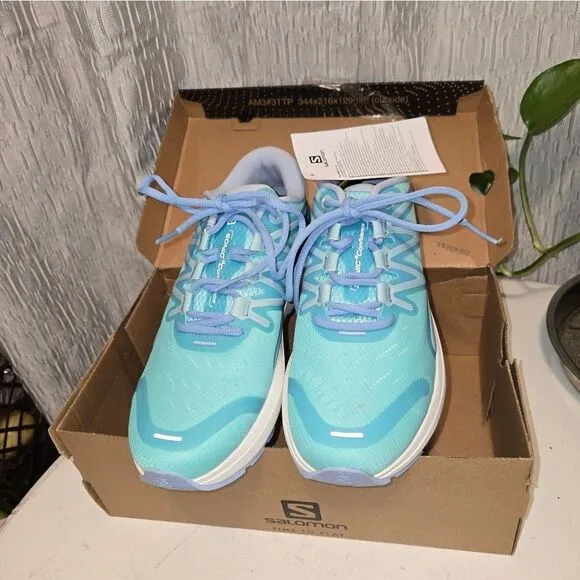 Salomon Running Shoes   Confidence Blue  USA 10.5 Hiking  NWT