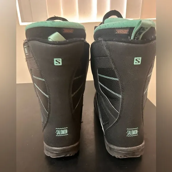 Salomon Scarlet Snowboard Boots Womens Size 7 Black Blue Outdoor Winter