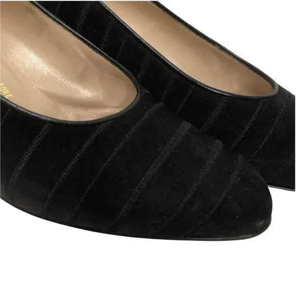 Salvatore Ferragamo Suede Textured Stripe small Heel stylish Shoes Size 7.5