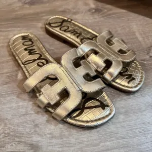 ✨✨Sam Edelman Bay Slide Sandals - Gold, Size 7.5 ✨✨