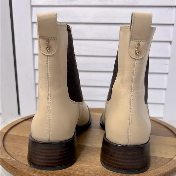 SAM EDELMAN l Thelma Chelsea Tan Ankle Boot Square Toe Elastic Side Panels Sz. 6