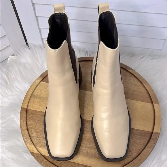 SAM EDELMAN l Thelma Chelsea Tan Ankle Boot Square Toe Elastic Side Panels Sz. 6