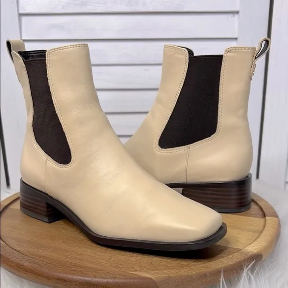 SAM EDELMAN l Thelma Chelsea Tan Ankle Boot Square Toe Elastic Side Panels Sz. 6