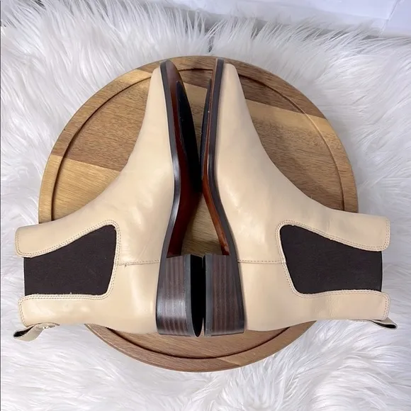 SAM EDELMAN l Thelma Chelsea Tan Ankle Boot Square Toe Elastic Side Panels Sz. 6