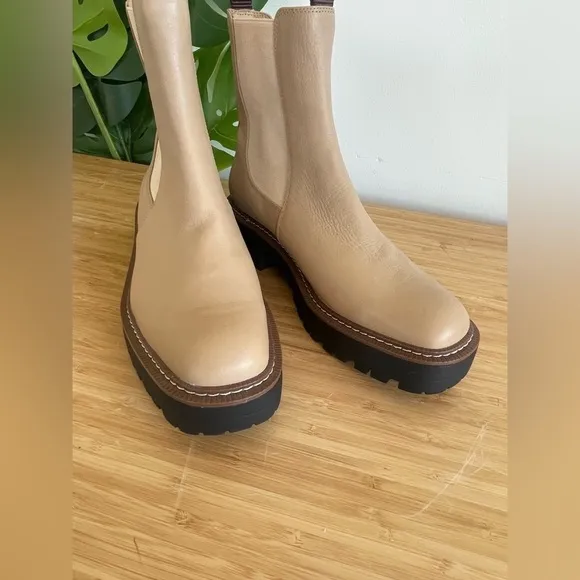 SAM EDELMAN Laguna chelsea pull on Boots waterproof size US 10 40