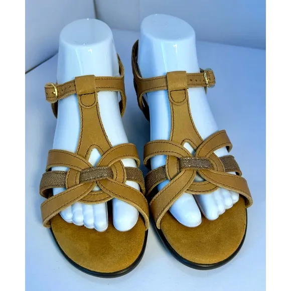 SAS Aurora Brown Sandals Size 7.5 W Like New