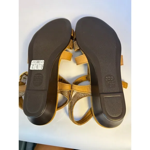 SAS Aurora Brown Sandals Size 7.5 W Like New