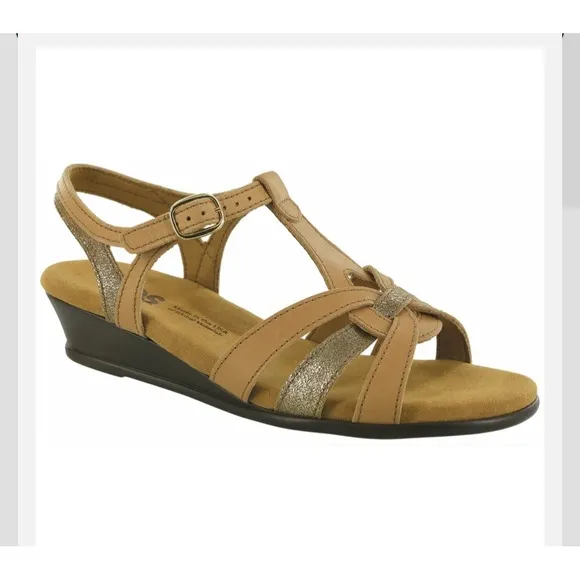 SAS Aurora Brown Sandals Size 7.5 W Like New
