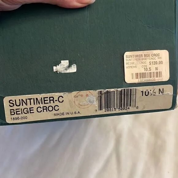 SAS SUNTIMER BEIGE CROC SANDALS.  NEW
