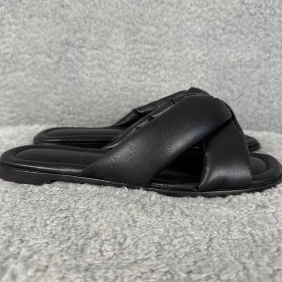 Schutz Fairy Slide Sandals Black Size 7.5 Leather NIB Puffer Straps